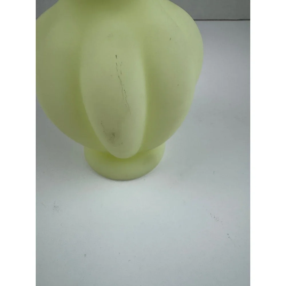 Fenton vintage custard